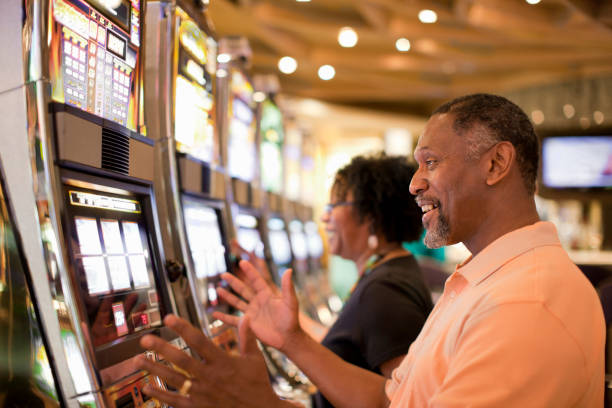 daun mobile app showing live sportsbook, live casino tables, and account dashboard on Android and iOS